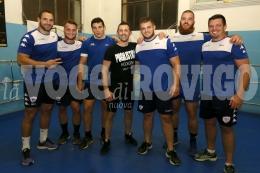 Rossoblù a colpi di... boxe e colore