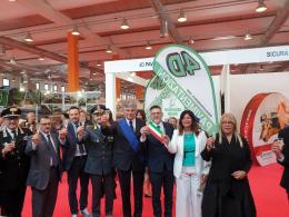 Taglio del nastro per la grande fiera campionaria