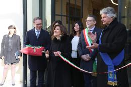 La presidente del Senato inaugura l'università in centro, "Un onore essere qui"