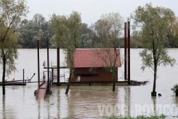 Po e Adige continuano a crescere, allagate le prime golene
