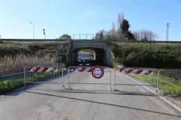 Sottopasso chiuso, è completamente allagato