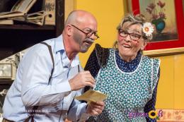 Natale a teatro nelle frazioni, ad aprire le danze la compagnia "I girasoli"