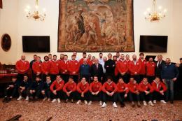 Auguri rossoblù in Accademia