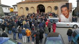Addio Pere, San Pietro in lacrime