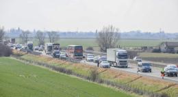 Incidente in A13, traffico bloccato per cinque chilometri