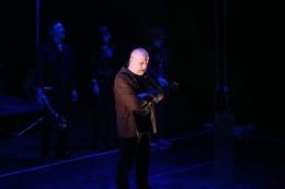 Paolini porta sul palco Ulisse