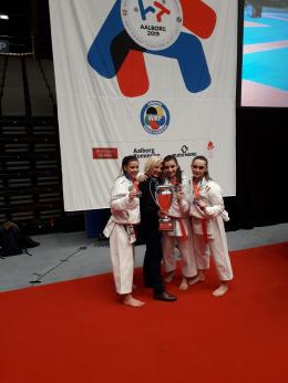 Elena, la rodigina promessa del karate