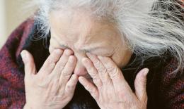 Botte ai genitori per i soldi