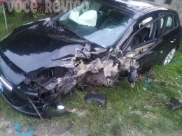 Frontale da paura, ci sono due feriti 