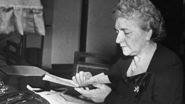 Un busto bronzeo per ricordare Lina Merlin