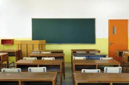 "Stiamo valutando se tenere le scuole aperte o chiuderle"
