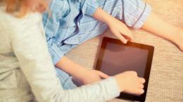 Il grande dono: Aruba regala 15 tablet agli studenti
