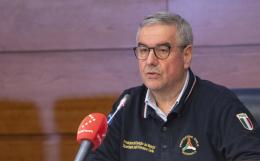 "Borrelli presenta un lieve stato febbrile, sospesa la conferenza stampa delle 18"