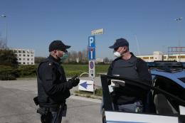 Al lavoro e in sala giochi senza Pass, multe per 1000 euro