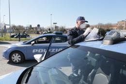 Direttive del Viminale: si torna all'autocertificazione e controlli serrati per le feste