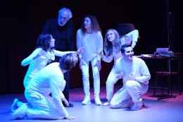 A teatro con Pirandello e Rodari... direttamente a casa vostra