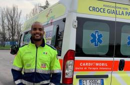 Maxime sceglie di scendere il campo... contro il virus