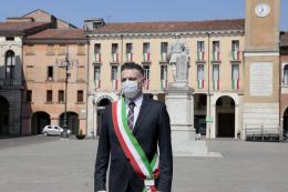 "Serve l'impegno di ognuno di noi, perch&eacute; il sacrificio di uomini come Falcone e Borsellino, non sia stato vano"