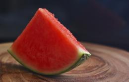 Angurie vendute a 1 centesimo al chilogrammo, la rabbia degli agricoltori 