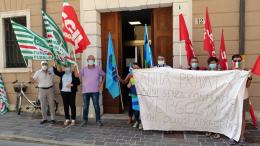 "Da 14 anni senza contratto", 600 sanitari polesani in protesta