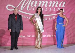 Chiara colpisce per il suo fascino e diventa Miss