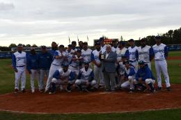 I rossoblù festeggiano la promozione con un'altra doppia vittoria 