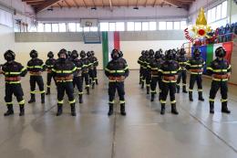 Ecco i nostri nuovi eroi: il giuramento dei giovani pompieri 