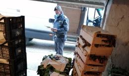 Bloccato in Romea carico di alimenti non sicuri: sconosciuti e non refrigerati