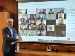 Banca Annia premia 48 studenti brillanti in modalità digitale