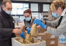 McDonald&rsquo;s dona 50 pasti caldi a settimana per le famiglie in difficolt&agrave;