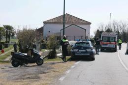 Scooter si schianta contro una corriera, ferito un 50enne