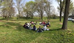 "Scuole aperte, ma meglio fare lezione all'aperto"
