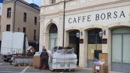 Caffè Borsa, Thun trasloca: il passaggio di gestione si avvicina
