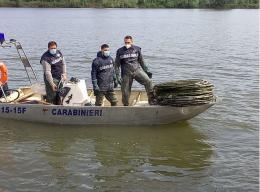 Denunciato per bracconaggio, viola i sigilli sulla barca