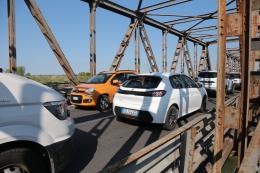 Code chilometriche al ponte di Boara per un tamponamento