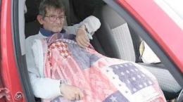 Viveva in auto, ucciso dal cancro