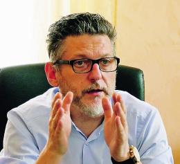 "Prigionieri della propria casa"