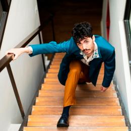 Il cantautore romano arriva in Polesine con &ldquo;Tante care cose&rdquo;