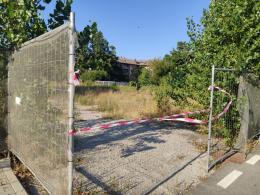 "Casa Barotto è diventata casa degli sbandati, Comune hai intenzione di intervenire?"