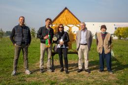 L'ultimo dono dell'apicoltore, morto a soli 50 anni, alla sua comunità: un hotel per le api