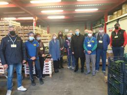Frutta, verdura e altri prodotti recuperati dai supermercati per aiutare le famiglie rodigine in difficoltà