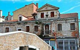 Streghe e misteri in centro: cambia la viabilità