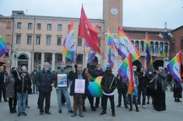 "Diritti negati": la piazza non ci sta