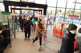 Per Natale, fai una spesa di solidarietà