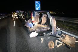 Scontro violento in Transpolesana, due incastrati tra le lamiere