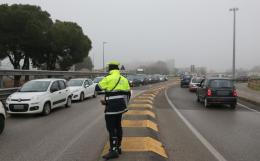 Traffico in tilt, è corsa ai tamponi drive in 