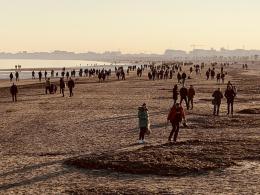 Insieme “a due passi dal mare”