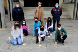 I bimbi ricordano i loro coetanei deportati e uccisi