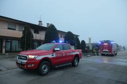 Appartamento a fuoco nella notte 