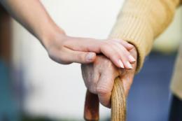 Così gli anziani ricevono assistenza a domicilio